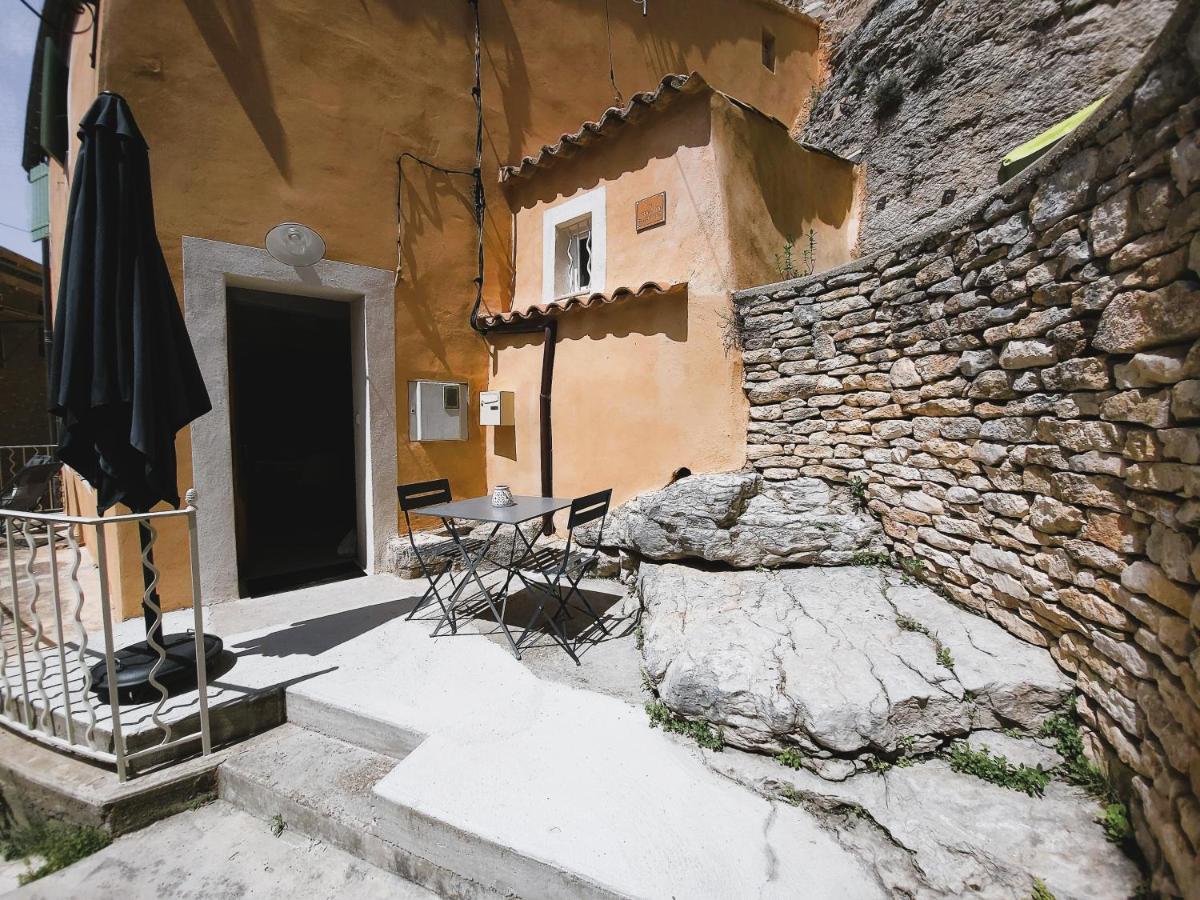La Maison Du Mulet Holiday home Saint-Saturnin-les-Apt